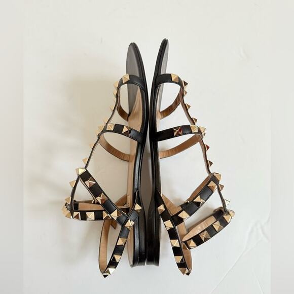 Valentino Garavani Black leather Gladiator caged Rockstud flat sandals EU 38 - Picture 5 of 13